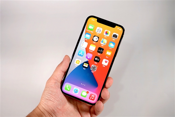 乳山苹果手机维修分享iOS 14.2修订版已到，专属iPhone 12系列 