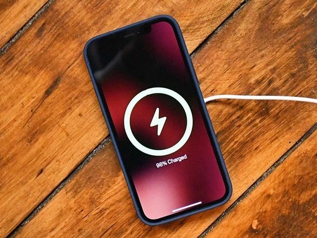 乳山苹果手机维修分享iPhone 12可以随便充电吗 